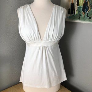 bebe White plunge  Sleeveless top Blouse #7